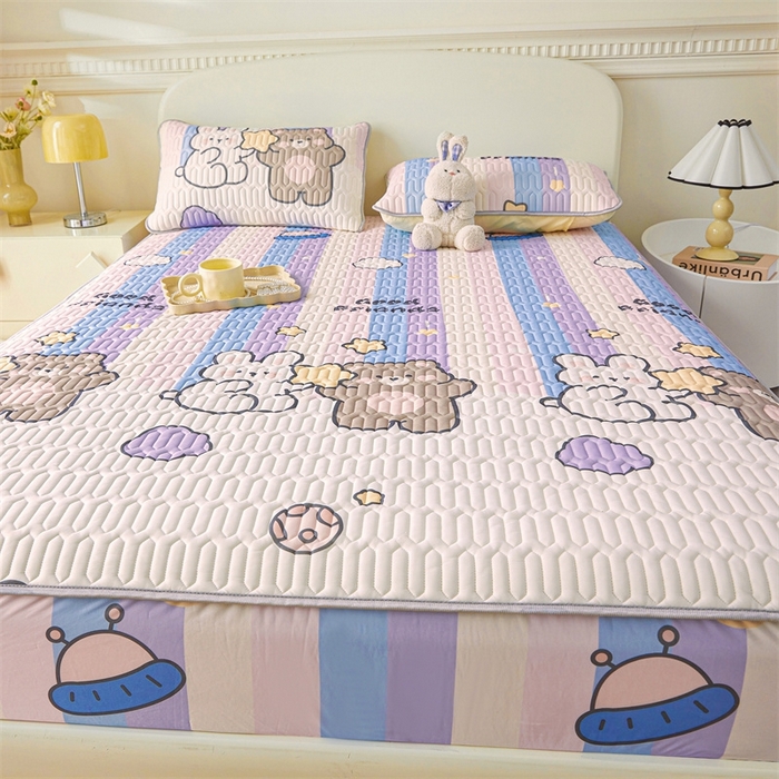 91家纺网 家纺一手货源 找家纺 雯豆2025夏季新品0.4乳胶凉席床笠款三件套凉感丝印花纯色床罩 乳胶床笠-流星飞碟