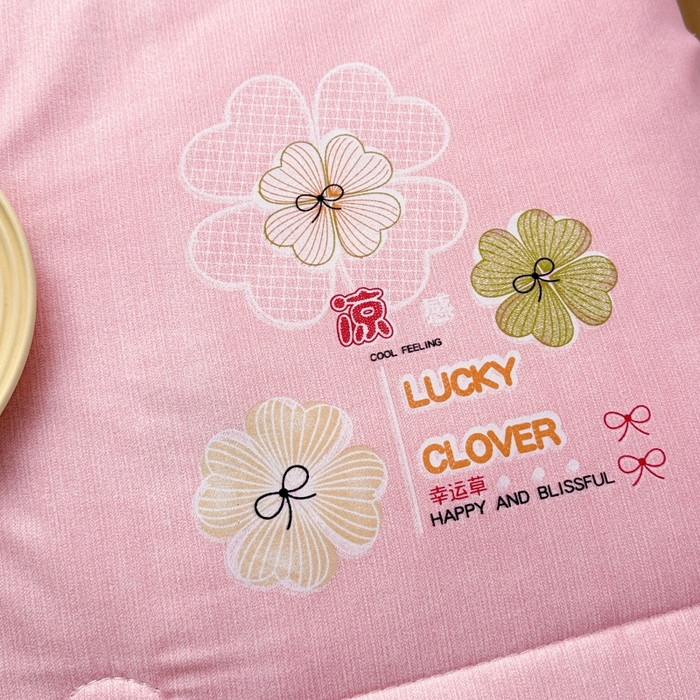 91家纺网 家纺一手货源 找家纺 好欣怡家纺 2026新款生态棉夏被礼品被空调被直播引流款夏凉被子 生态棉包边款-粉色