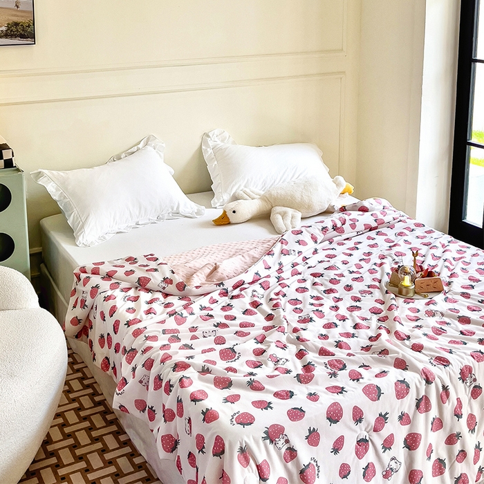 91家纺网 家纺一手货源 找家纺 绒梦里 2025新款A类小凉皮凉感冰豆豆夏被空调被 草莓控