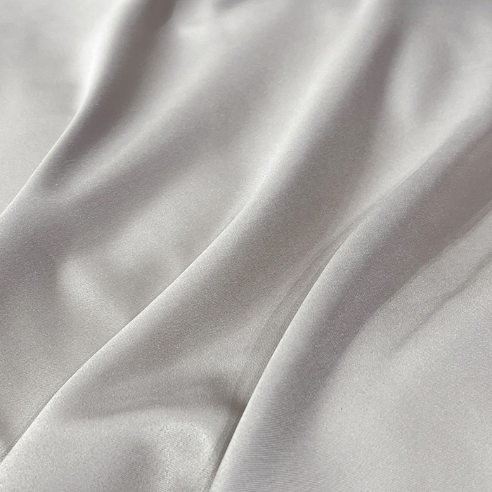 91家纺网 家纺一手货源 找家纺 艾米家居 2025新款轻奢浮雕系列水洗真丝凉感丝四件套 香槟蝴蝶花