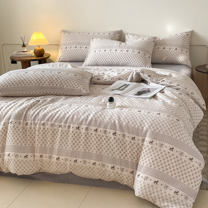 91家纺网 家纺一手货源 找家纺 诺梵家纺 2025新款有氧双层纱印花四件套 小马宝丽