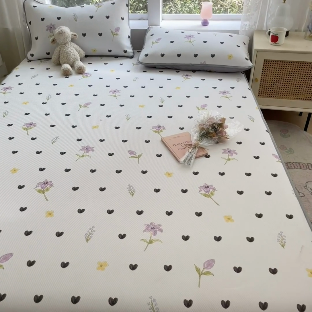 91家纺网 家纺一手货源 找家纺 星座家纺 2025新款大斜纹复合冰丝凉席-床笠款 奇妙幻想-床笠款