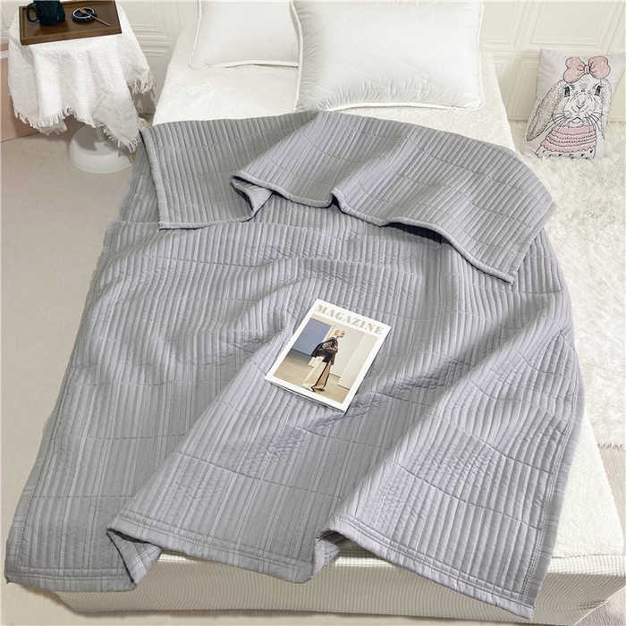 91家纺网 家纺一手货源 找家纺 卡奥家纺 2025新款有氧泡泡纱泡泡棉床盖夏被 灰色