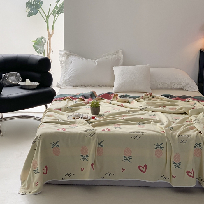 91家纺网 家纺一手货源 找家纺 爱港家纺 2025新款全棉A类六层纱布毛巾被 夏被 爱心菠萝