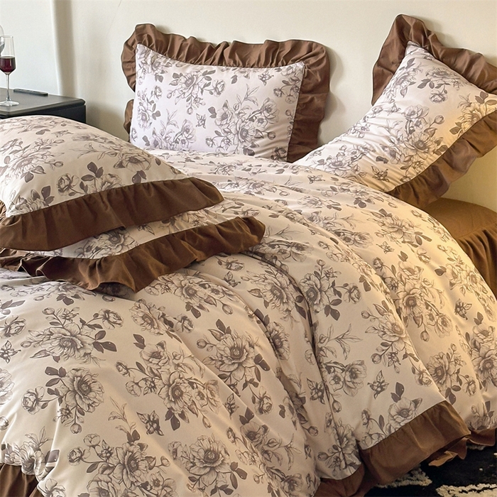 91家纺网 家纺一手货源 找家纺 （总）一左一右2025春夏新款数码印花法式复古花边磨毛水洗棉四件套