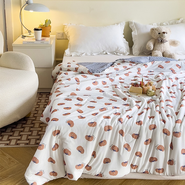 91家纺网 家纺一手货源 找家纺 绒梦里 2025新款A类小凉皮凉感冰豆豆夏被空调被 南瓜小梦