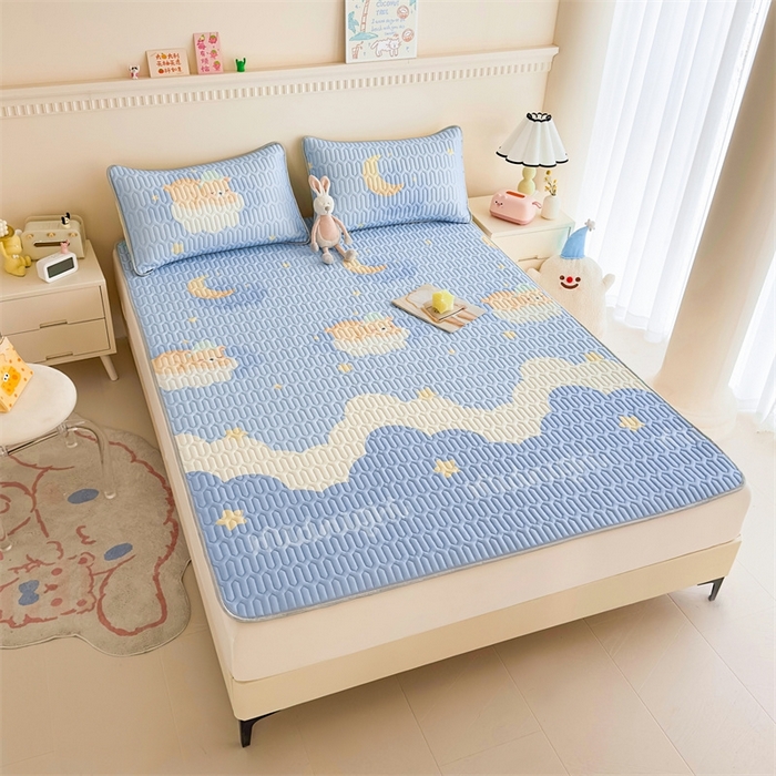 91家纺网 家纺一手货源 找家纺 雯豆2025夏季新品0.4乳胶凉席平铺款三件套凉感丝小清新印花席梦思床罩 乳胶凉席-晚安