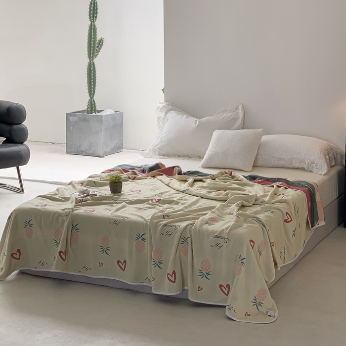 91家纺网 家纺一手货源 找家纺 爱港家纺 2025新款全棉A类六层纱布毛巾被 夏被 爱心菠萝