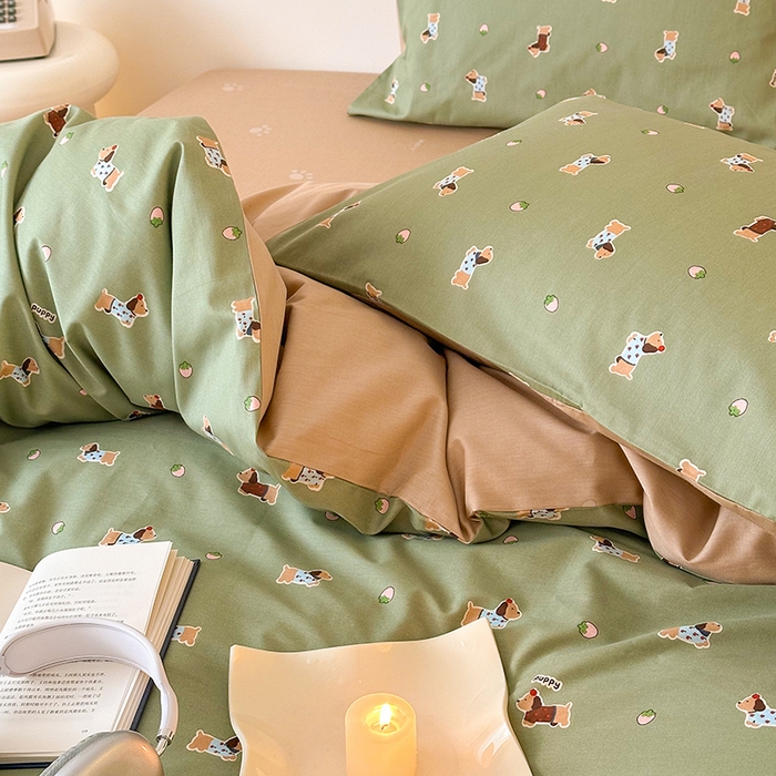 91家纺网 家纺一手货源 找家纺 典曼家纺 2025新款13372印花小清新四件套 草莓小狗