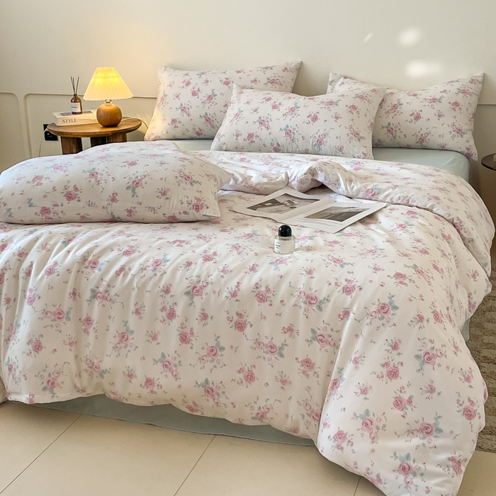 91家纺网 家纺一手货源 找家纺 诺梵家纺 2025新款有氧双层纱印花四件套 半亩花田