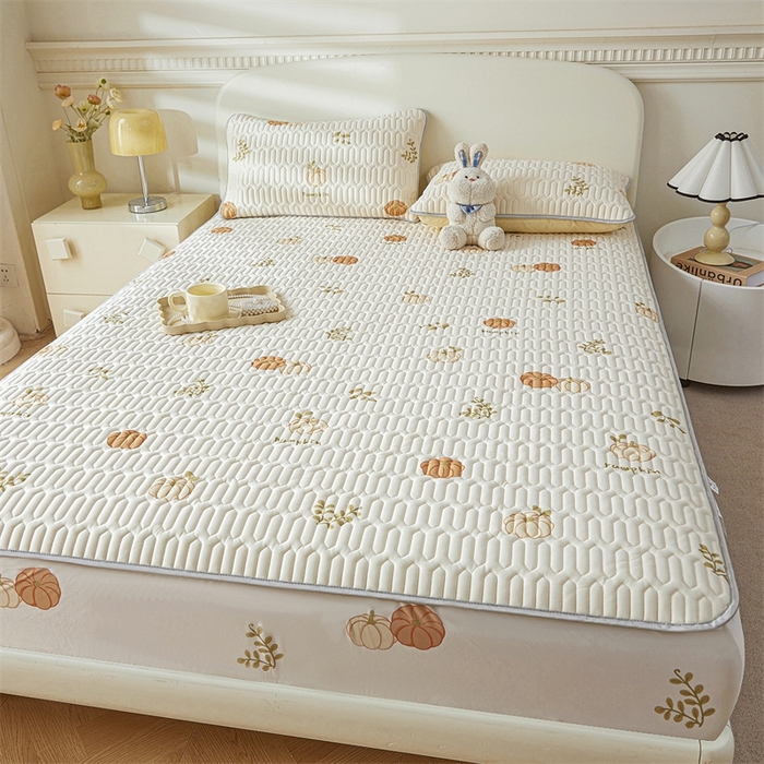 91家纺网 家纺一手货源 找家纺 雯豆2025夏季新品0.4乳胶凉席床笠款三件套凉感丝印花纯色床罩 乳胶床笠-吉祥南瓜1