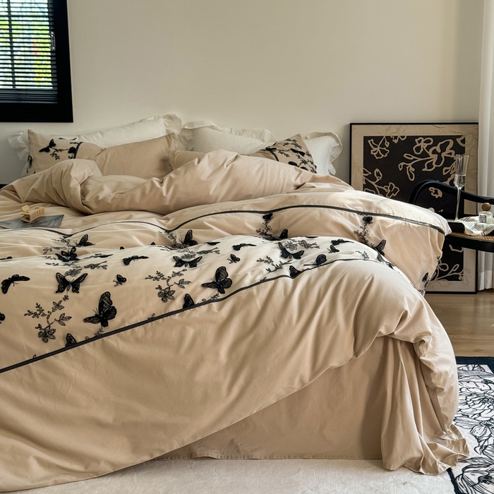 91家纺网 家纺一手货源 找家纺 2025新款水墨黑蝴蝶全棉套件 蝶恋咖