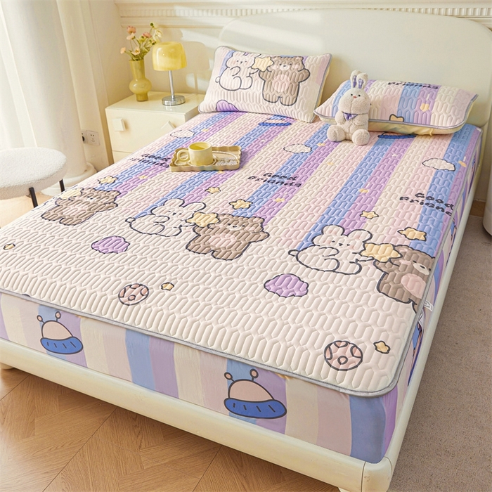 91家纺网 家纺一手货源 找家纺 雯豆2025夏季新品0.4乳胶凉席床笠款三件套凉感丝印花纯色床罩 乳胶床笠-流星飞碟