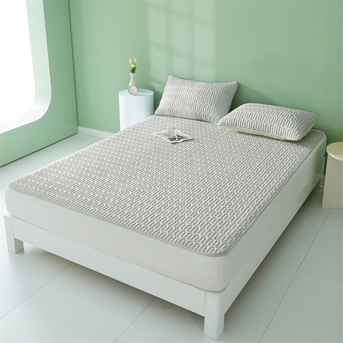 91家纺网 家纺一手货源 找家纺 雯豆2025夏季新品0.4乳胶凉席平铺款三件套凉感丝席梦思床罩 乳胶凉席-淡雅灰