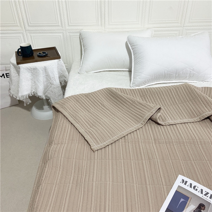 91家纺网 家纺一手货源 找家纺 卡奥家纺 2025新款有氧泡泡纱泡泡棉床盖夏被 卡其