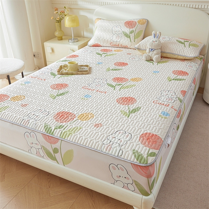 91家纺网 家纺一手货源 找家纺 雯豆2025夏季新品0.4乳胶凉席床笠款三件套凉感丝印花纯色床罩 乳胶床笠-呆萌兔