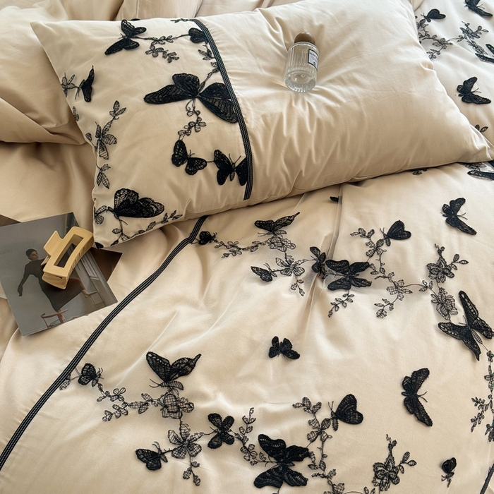 91家纺网 家纺一手货源 找家纺 2025新款水墨黑蝴蝶全棉套件 蝶恋咖