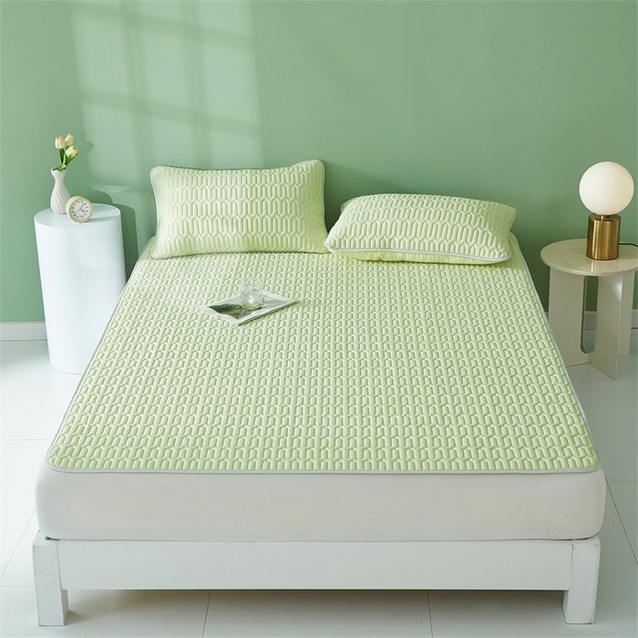 91家纺网 家纺一手货源 找家纺 雯豆2025夏季新品0.4乳胶凉席平铺款三件套凉感丝席梦思床罩 乳胶凉席-丁香绿