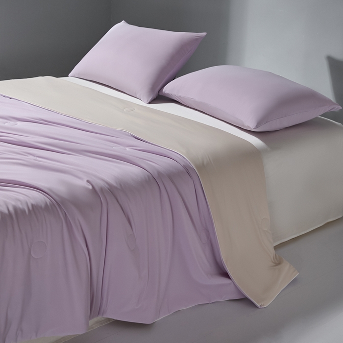 91家纺网 家纺一手货源 找家纺 梦恬佳 2025新款高克重140g凉感丝冰丝仿锦氨夏凉被被子被芯 旷野-星空紫