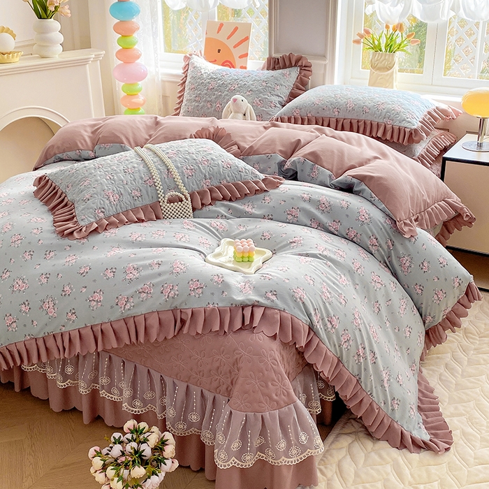 91家纺网 家纺一手货源 找家纺 提花大世界 2025直播热款A类针织棉双层纱夹棉床盖床裙花边单件三件四件套 花香丽影