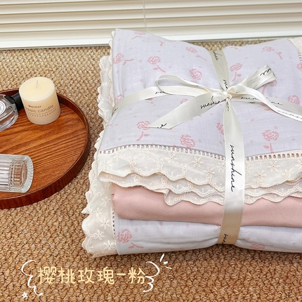 91家纺网 家纺一手货源 找家纺 （总）荣轩家居 2025新款全棉双层纱镂空花边工艺款四件套