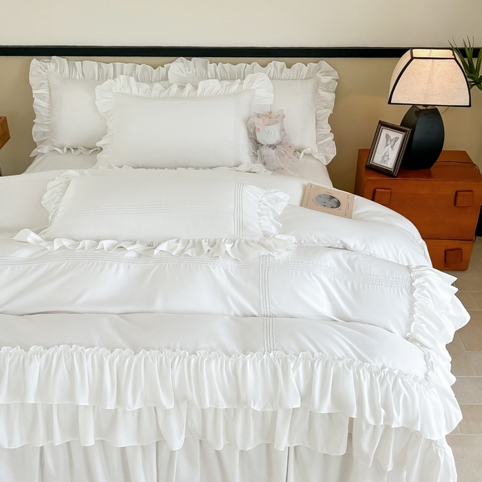 91家纺网 家纺一手货源 找家纺 乐卧家居2026新款法式浪漫经典直条褶边双层荷叶边四件套飘逸系列 飘逸-白