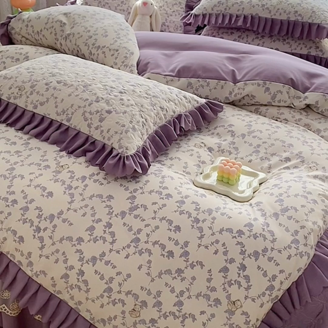 91家纺网 家纺一手货源 找家纺 提花大世界 2025直播热款A类针织棉双层纱夹棉床盖床裙花边单件三件四件套 春日之花