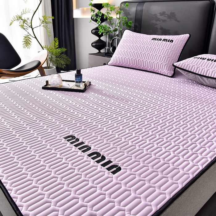 91家纺网 家纺一手货源 找家纺 炫拼家纺 2025新款平铺款乳胶凉席-minmin minmin熏衣紫