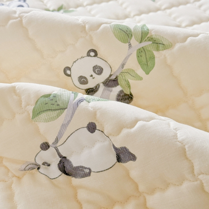 91家纺网 家纺一手货源 找家纺 澳萝拉 2025新款纯棉双层纱印花软床垫床褥 熊猫盼盼