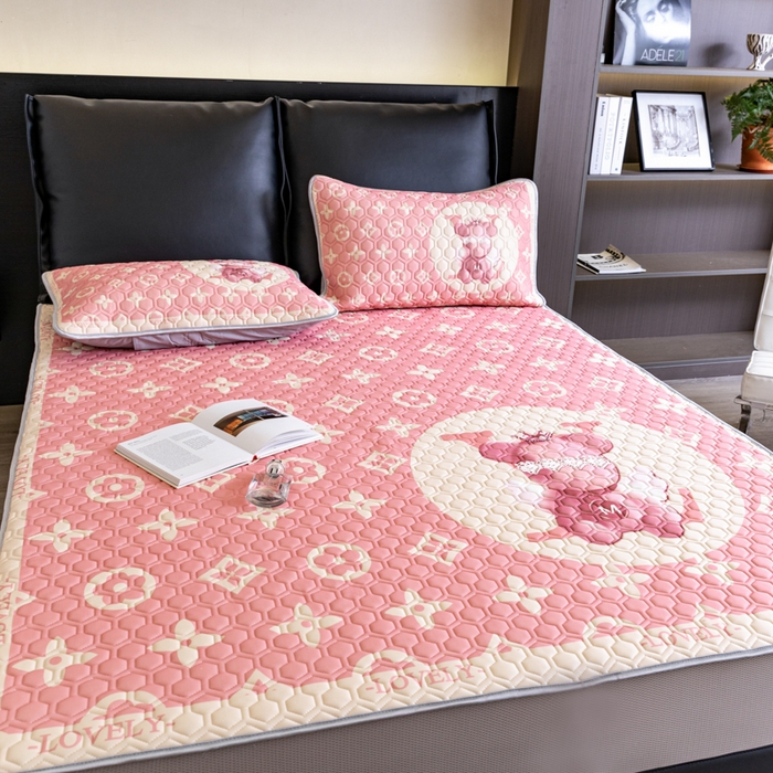 91家纺网 家纺一手货源 找家纺 摩卡（乐趣） 2025新品乳胶凉席 天使熊粉