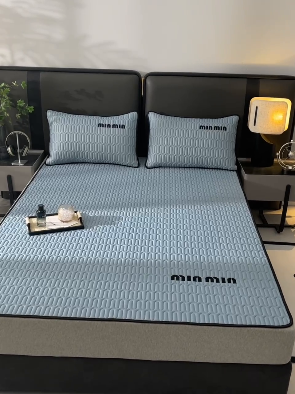 91家纺网 家纺一手货源 找家纺 炫拼家纺 2025新款平铺款乳胶凉席-minmin minmin宾利蓝