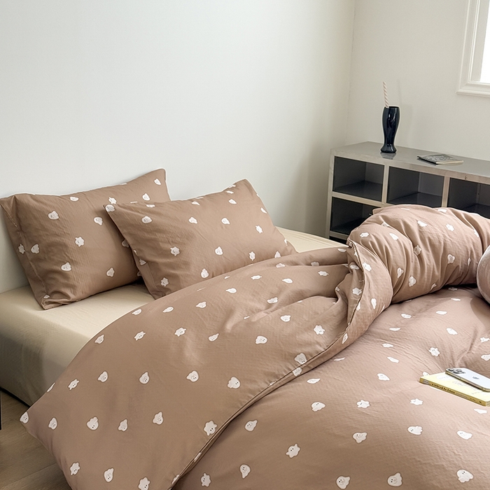 91家纺网 家纺一手货源 找家纺 窝米 2025新品简约时尚双层纱系列四件套 小幽灵咖