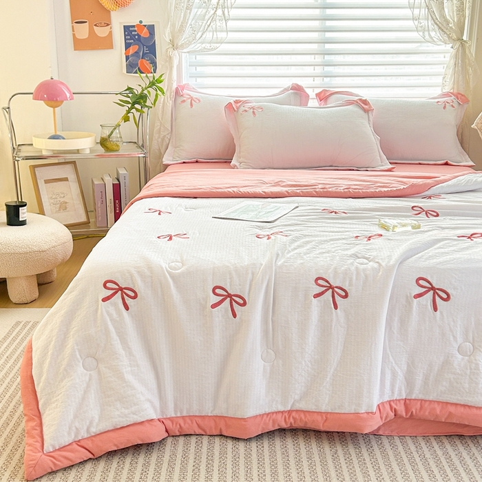 91家纺网 家纺一手货源 找家纺 （总）芙绣家纺 2025新款蝴蝶结绣花香云纱夏被夏凉被空调被