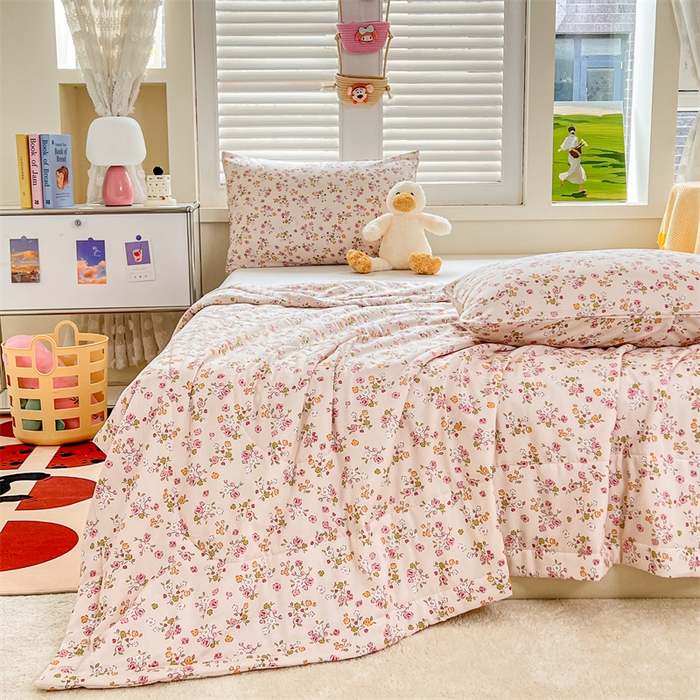 91家纺网 家纺一手货源 找家纺 天瑜 2024新款棉绸苏香绸舒香绸夏被人造棉夏凉被 春日粉