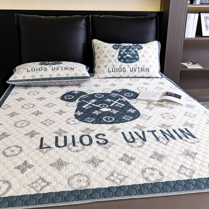 91家纺网 家纺一手货源 找家纺 摩卡（乐趣） 2025新品乳胶凉席 熊头白