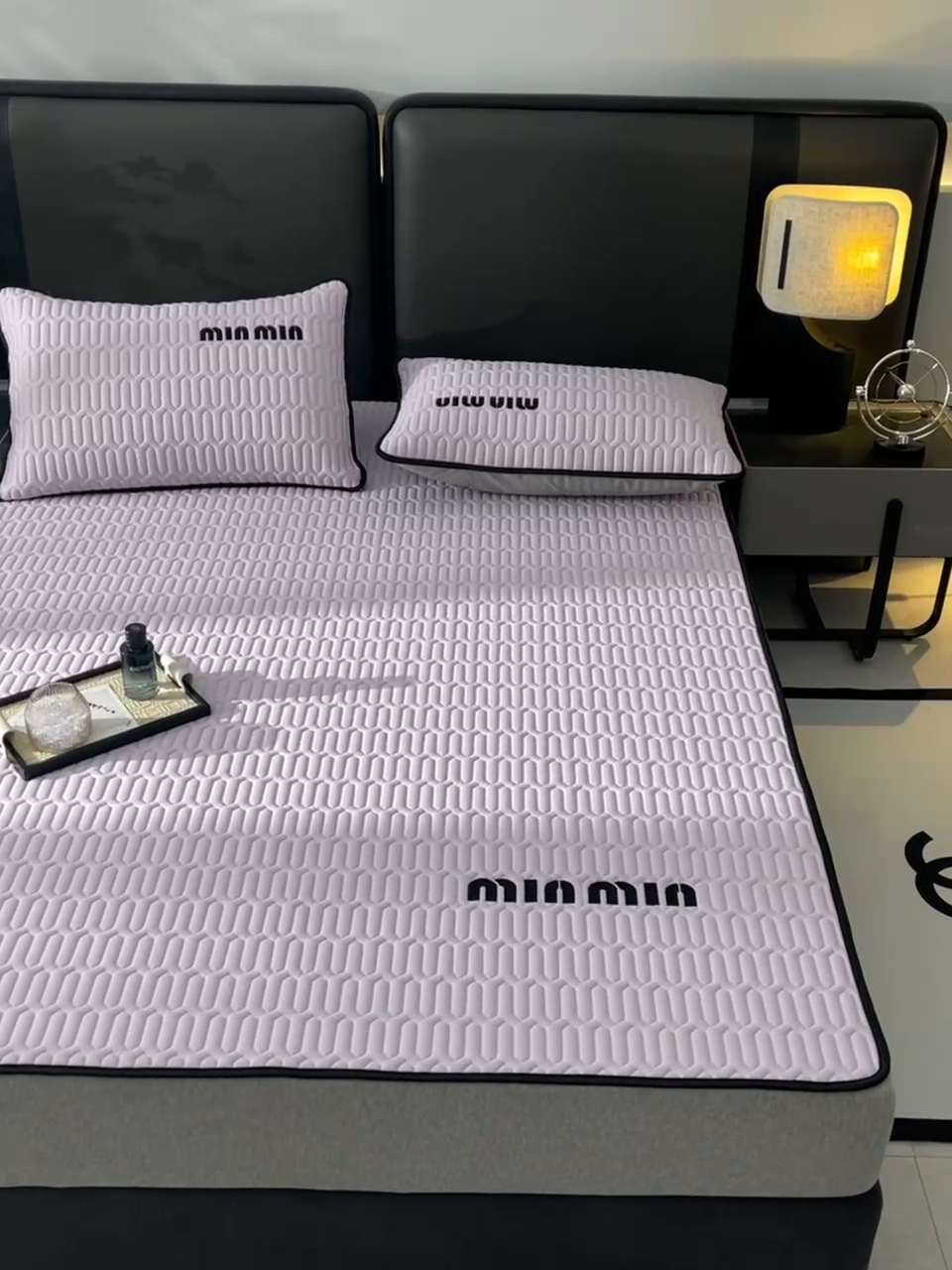 91家纺网 家纺一手货源 找家纺 炫拼家纺 2025新款平铺款乳胶凉席-minmin minmin熏衣紫