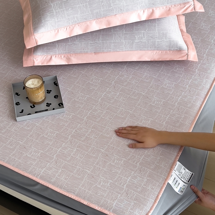 91家纺网 家纺一手货源 找家纺 （总）卡初家居（原微来）2025新款超柔凉感冰丝凉席