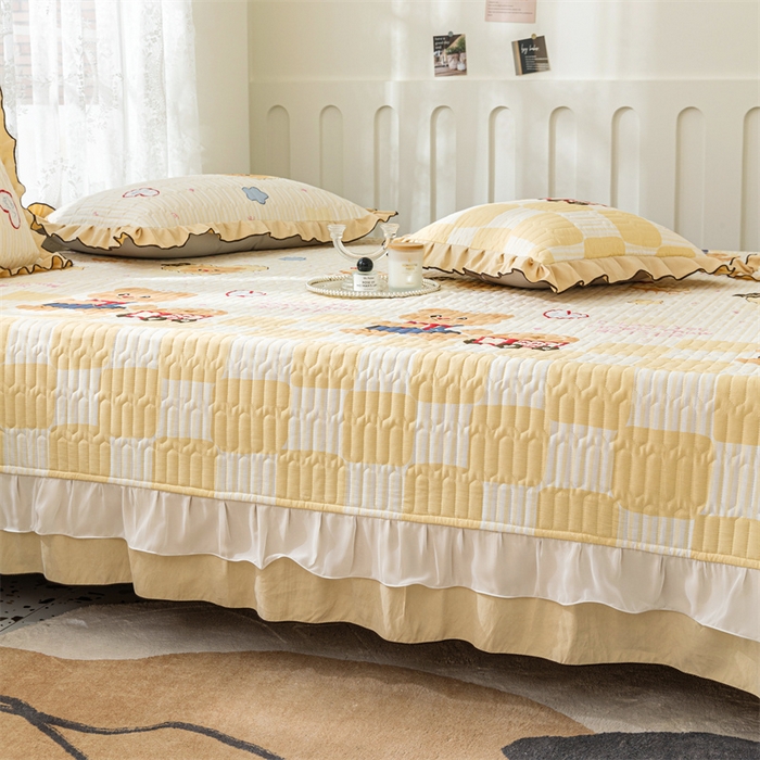 91家纺网 家纺一手货源 找家纺 美优兰 2025新款全棉防滑榻榻米炕垫纯棉床盖三件套 黄油小熊