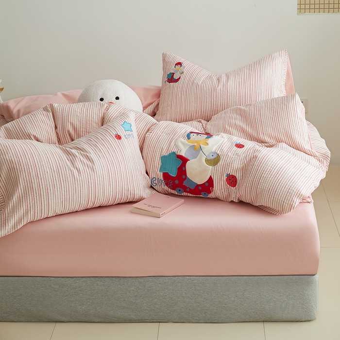 91家纺网 家纺一手货源 找家纺 怡家居 2025新款色织大提花贴布绣四件套 小红帽