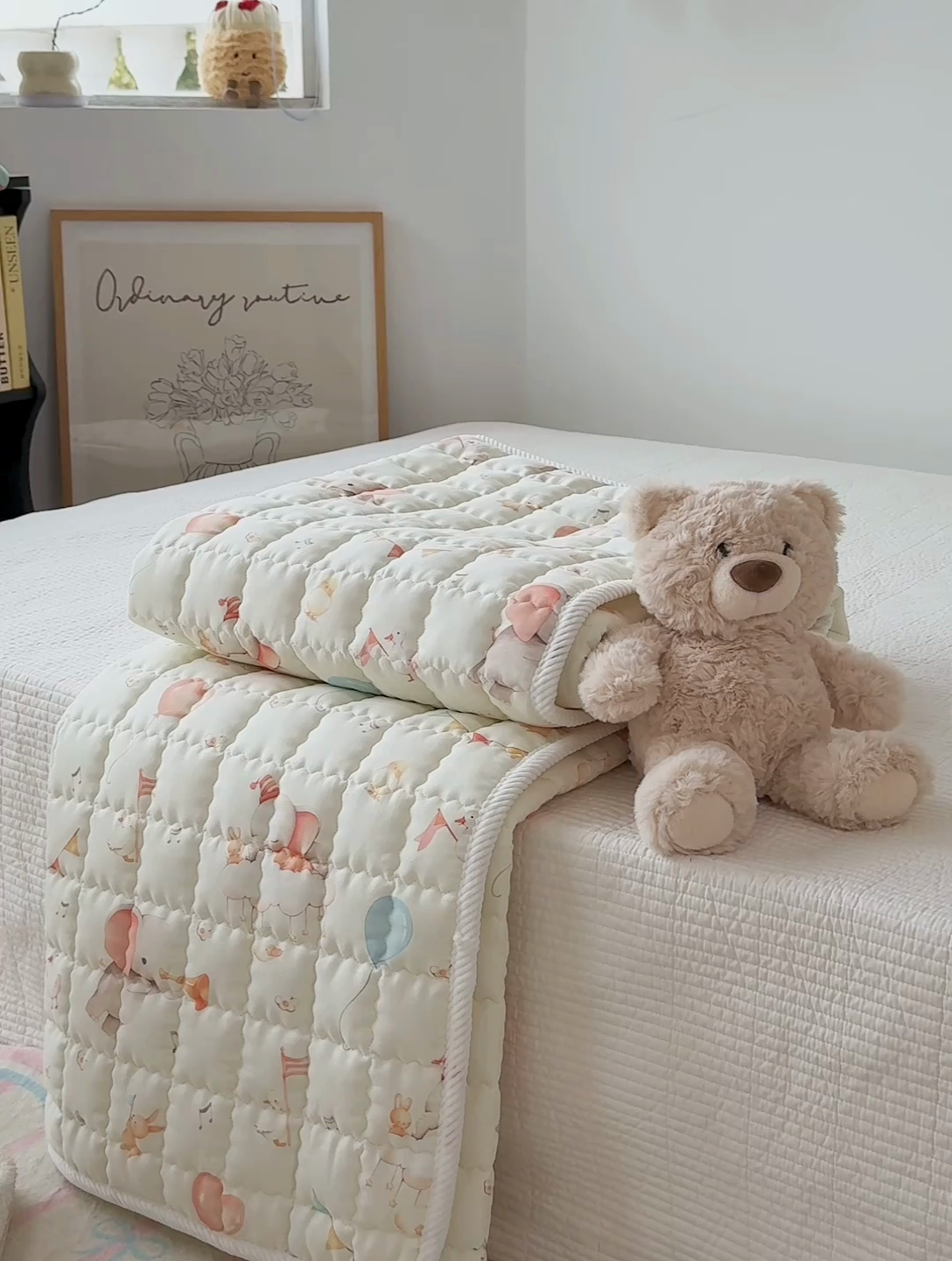 91家纺网 家纺一手货源 找家纺 澳萝拉 2025新款纯棉双层纱印花软床垫床褥 派对小象
