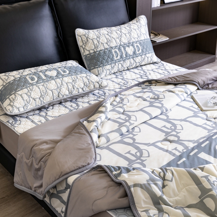 91家纺网 家纺一手货源 找家纺 摩卡（乐趣） 2025新款春夏新款夏凉被 冰激凌大豆夏被 真我