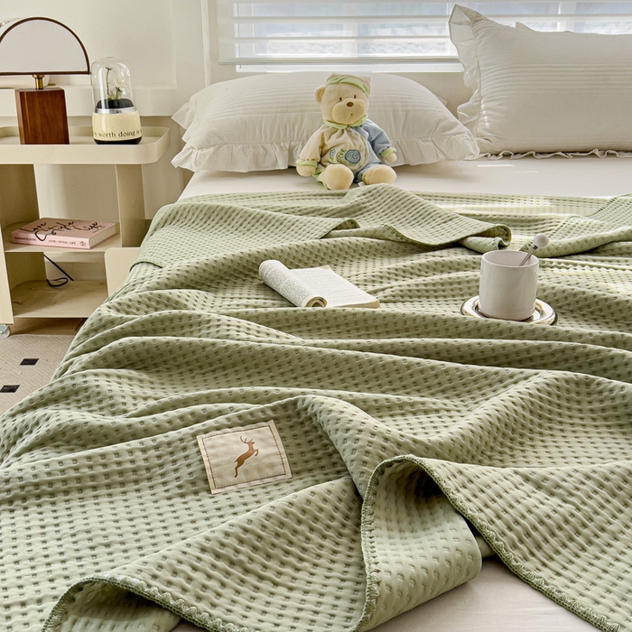 91家纺网 家纺一手货源 找家纺 十九色 2025新款全尺寸三角针盖毯夏被华夫格双面冷感夏被毯 抹茶绿