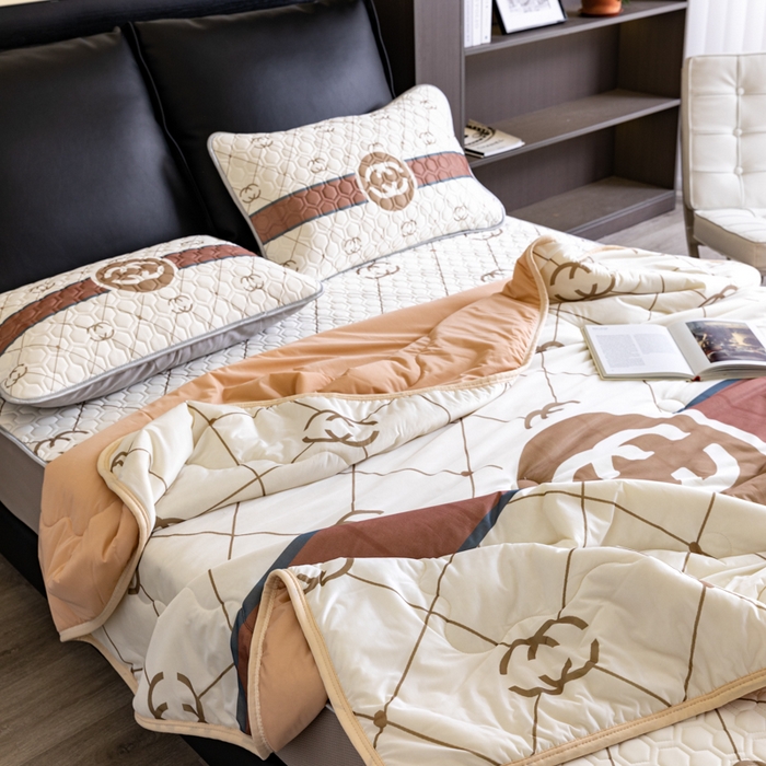 91家纺网 家纺一手货源 找家纺 摩卡（乐趣） 2025新款春夏新款夏凉被 冰激凌大豆夏被 风范