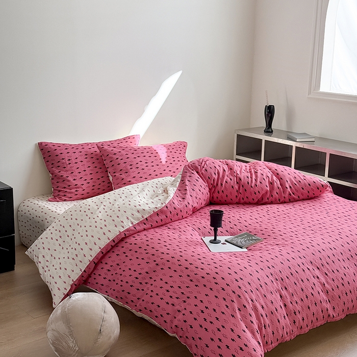 91家纺网 家纺一手货源 找家纺 窝米 2025新品简约时尚双层纱系列四件套 APT