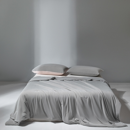 梦恬佳 2025新款高克重140g凉感丝冰丝仿锦氨夏凉被被子被芯 旷野-星空灰