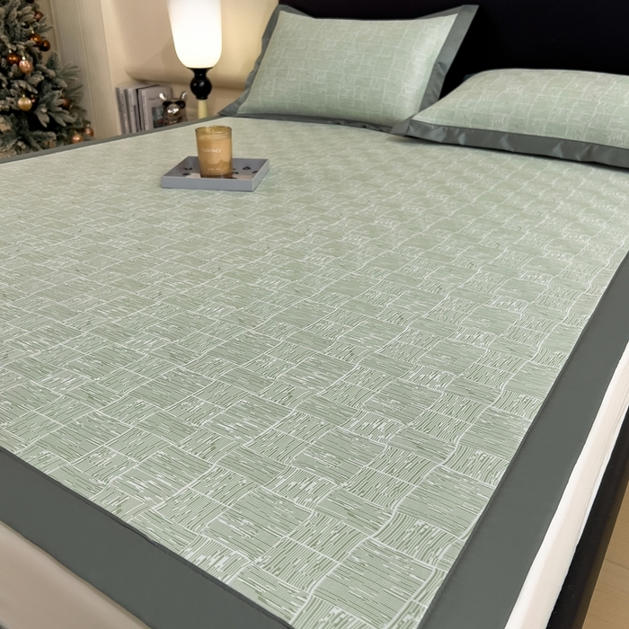 91家纺网 家纺一手货源 找家纺 卡初家居（原微来）2025新款超柔凉感冰丝凉席 清新绿-床席