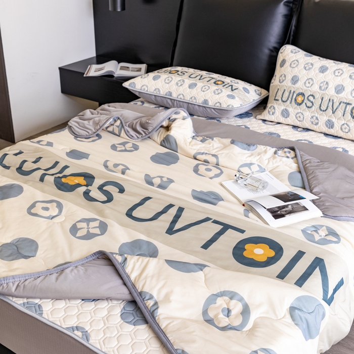 91家纺网 家纺一手货源 找家纺 摩卡（乐趣） 2025新款春夏新款夏凉被 冰激凌大豆夏被 摩登