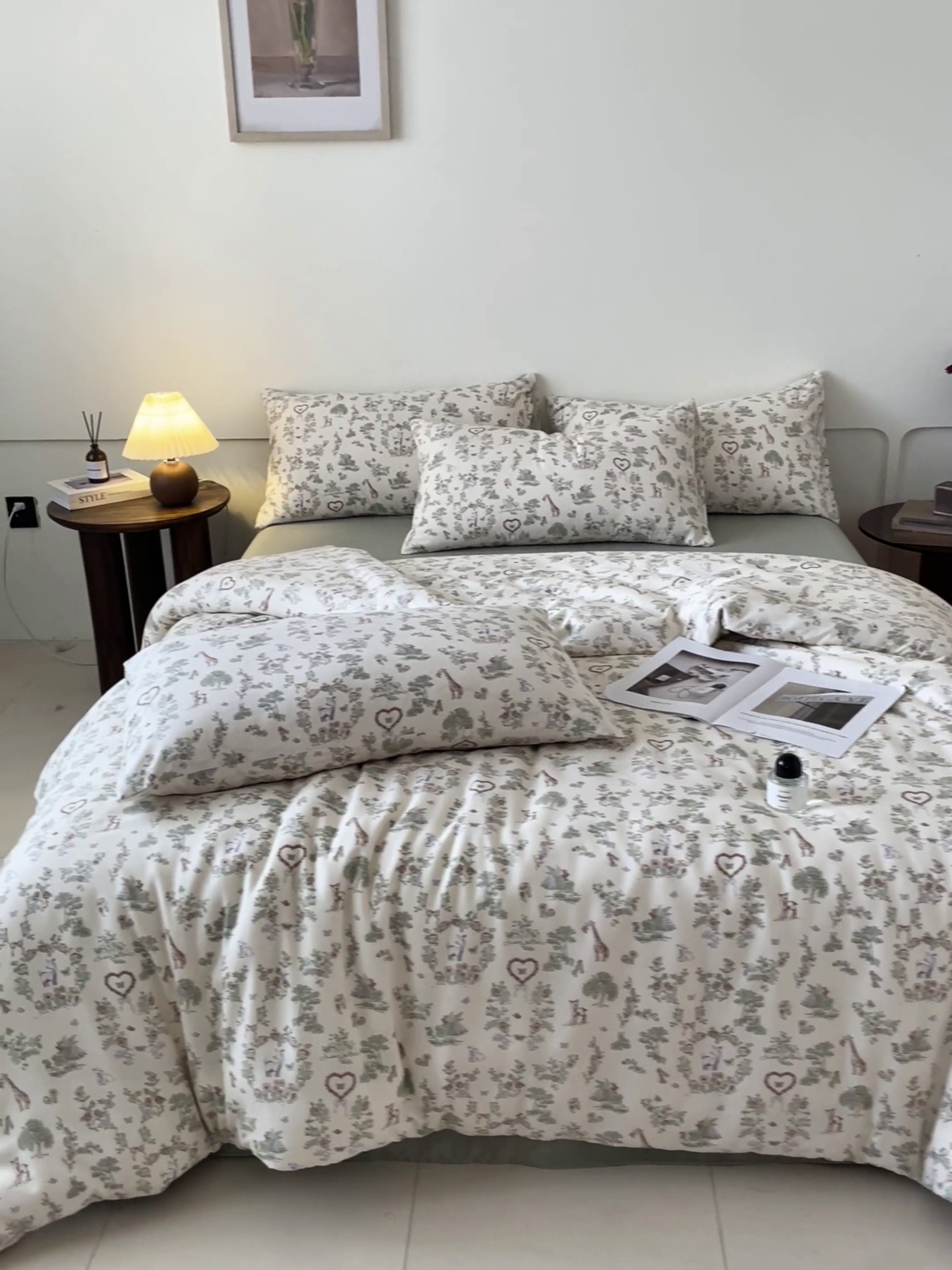 91家纺网 家纺一手货源 找家纺 诺梵家纺 2025新款有氧双层纱印花四件套 丛林絮语