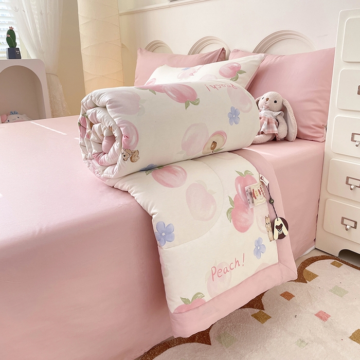 91家纺网 家纺一手货源 找家纺 丫丫2025新款里外全棉棉花夏被风格2 蜜桃松鼠