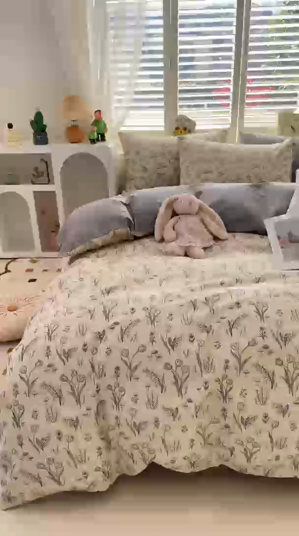 91家纺网 家纺一手货源 找家纺 宜家坊 2025热款全棉四件套学生床三件套单品床单床笠单被套印花小清新卡通碎花纯棉三四件套 白芨
